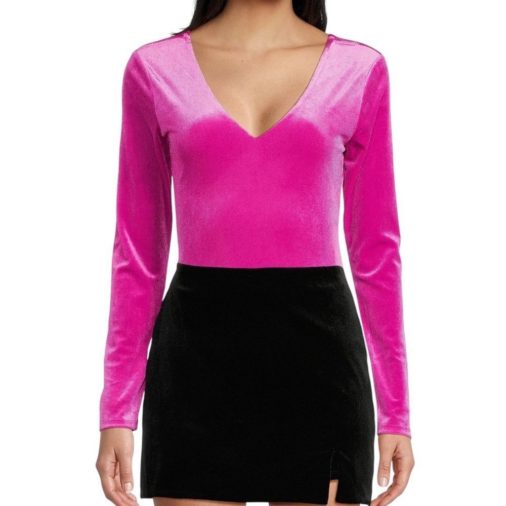 GB Long Sleeve V-Neck Knit Velvet Bodysuit NWT